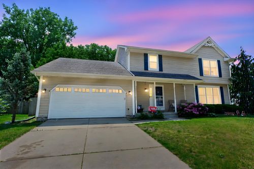1617 Bennington Dr, Mishawaka, IN, 46544-6284 | Card Image