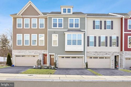 617 Cross Chase Dr, MILLERSVILLE, MD, 21108-1811 | Card Image
