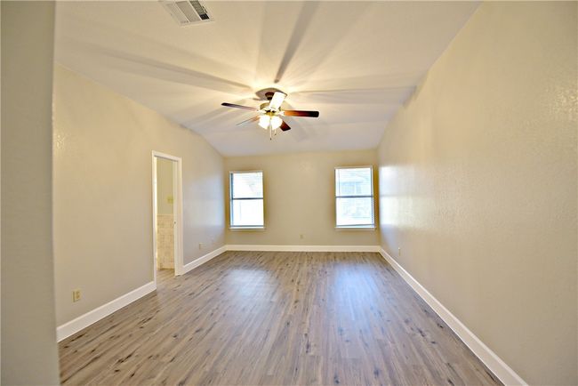 8501 Priest River Dr, House other with 4 bedrooms, 3 bathrooms and 4 parking in Round Rock TX | Image 13