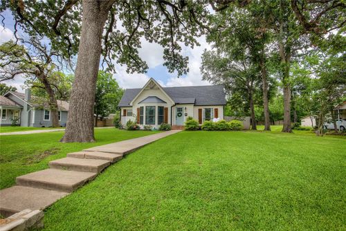 929 Church St, Sulphur Springs, TX, 75482-2214 | Card Image