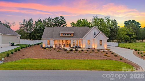 207 Wynnfall Dr, Lexington, NC, 27295-7688 | Card Image