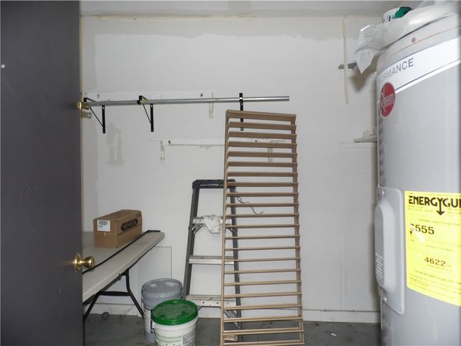 Laundry Area | Image 40