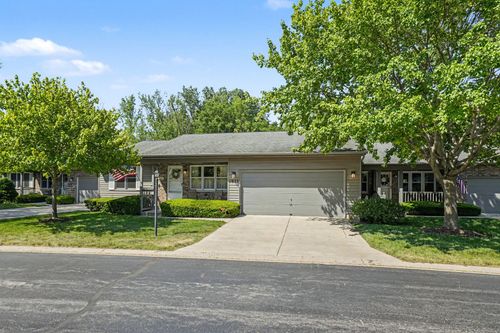 1975 Sandy Creek Dr, Elgin, IL, 60123-2573 | Card Image