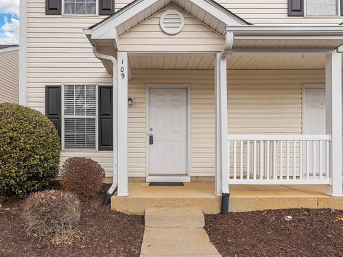 109 Hammett Grove Ln, GREER, SC, 29650-4630 | Card Image
