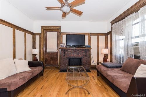 5c-36 Echo Ave, New Rochelle, NY, 10801-5743 | Card Image
