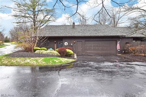 455-55 Meadowview Dr, Aurora, OH, 44202-9196 | Card Image