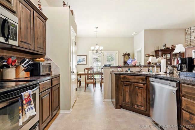 15715 S Broadway St, House other with 3 bedrooms, 2 bathrooms and null parking in Glenpool OK | Image 20