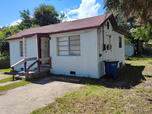 619 N 9th St, Fort Pierce, FL, 34950-3148 | Card Image