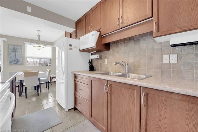 512 - 793 Colborne St, House attached with 3 bedrooms, 1 bathrooms and 2 parking in Brantford ON | Image 19