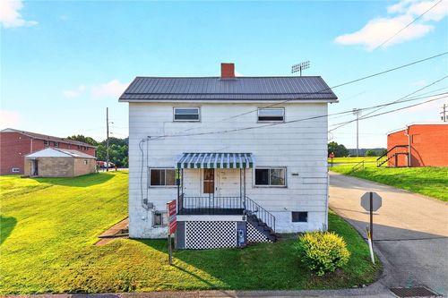 698 High St, California, PA, 15419-1424 | Card Image