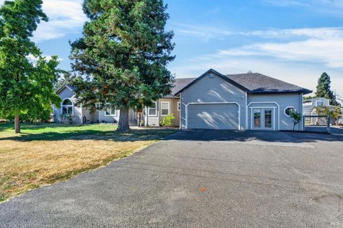 1623 Abramson Road, Santa Rosa, CA, 95401 | Card Image