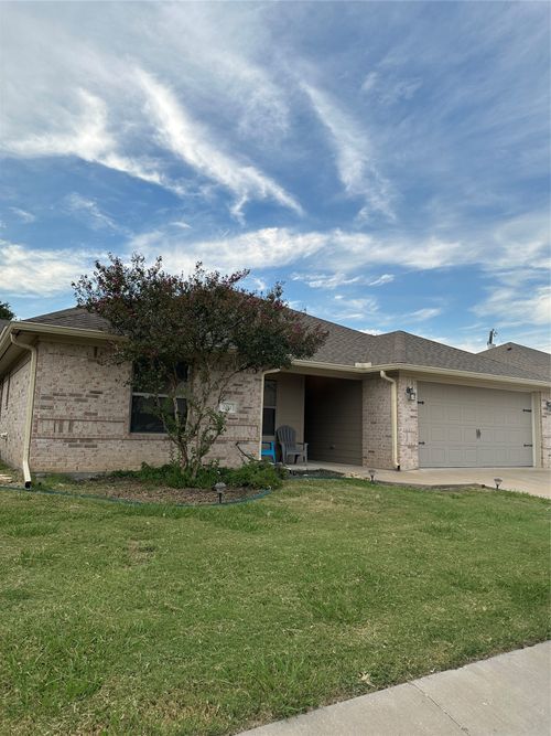 2011 S 15th, Waco, TX, 76706 | Card Image