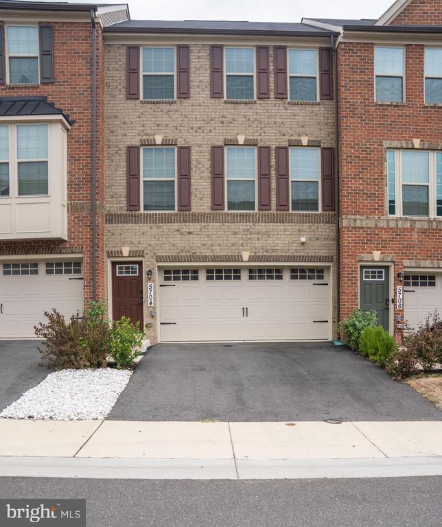 Richmanor Ter, Upper Marlboro, MD 20772
