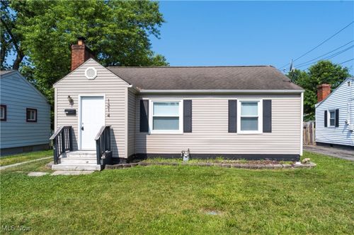 1214 E 360th St, Eastlake, OH, 44095-3129 | Card Image
