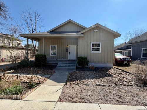 210 Cadwallader St, San Antonio, TX, 78212-4903 | Card Image