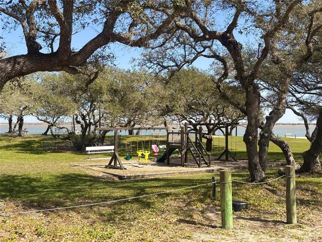 491 Carancahua Blvd, House other with 2 bedrooms, 1 bathrooms and 2 parking in Palacios TX | Image 41