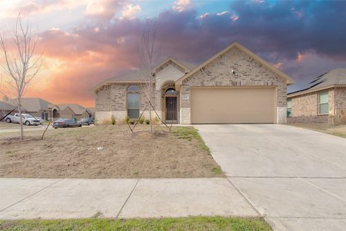 531 Sydney St, Wilmer, TX, 75172-1411 | Card Image