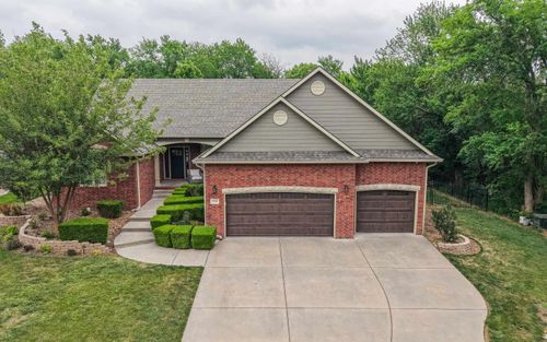 1748 S Cascade Pt, Andover, KS, 67002-7981 | Card Image