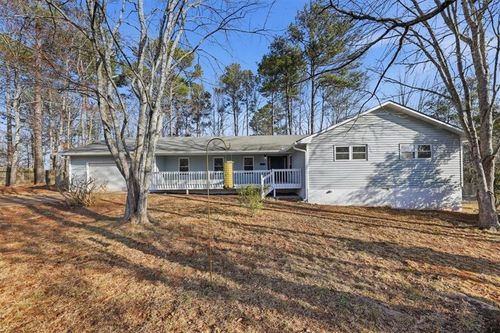 8976 Ochil Ln, Winston, GA, 30187-1281 | Card Image