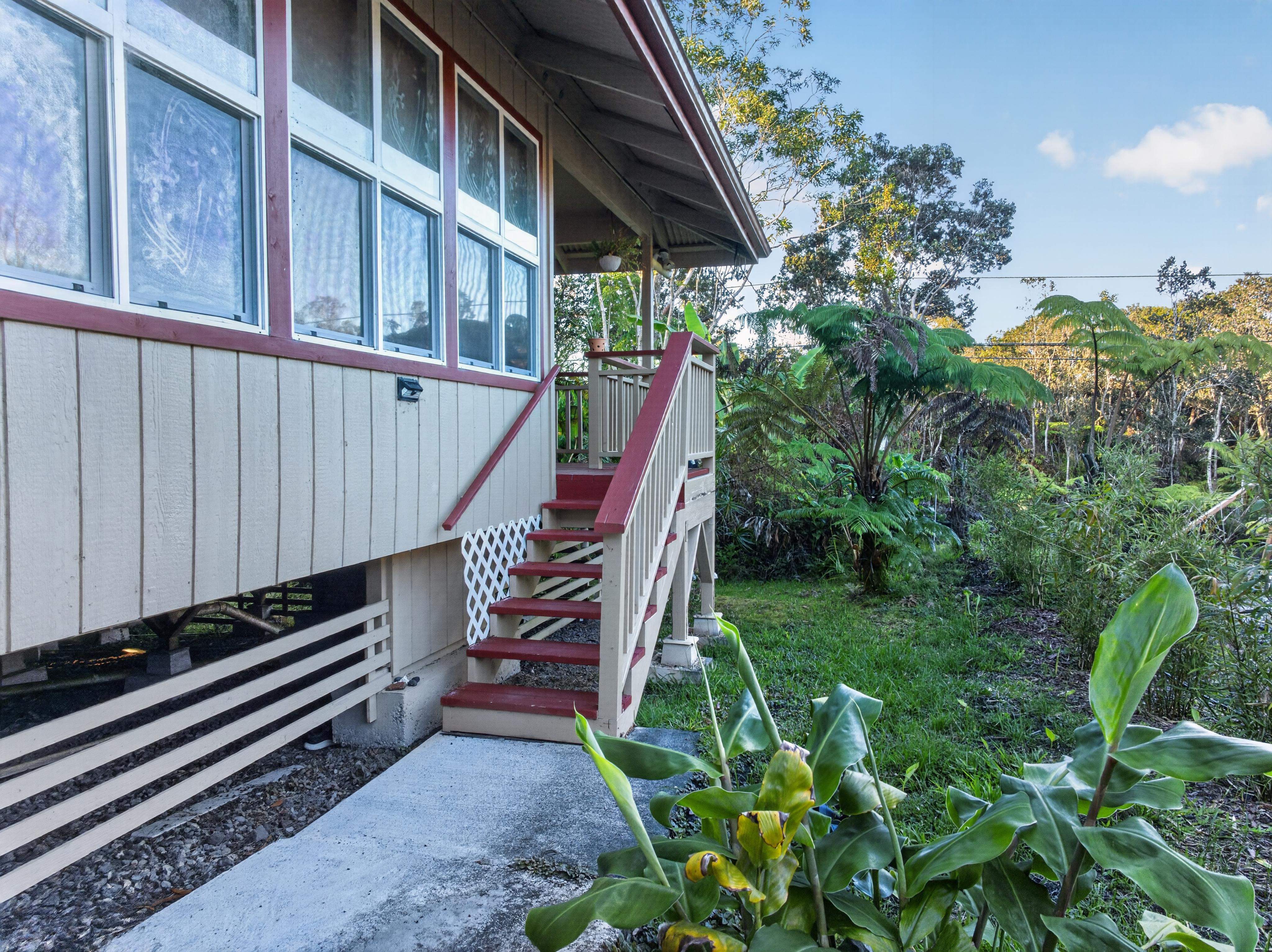 Residential in Volcano