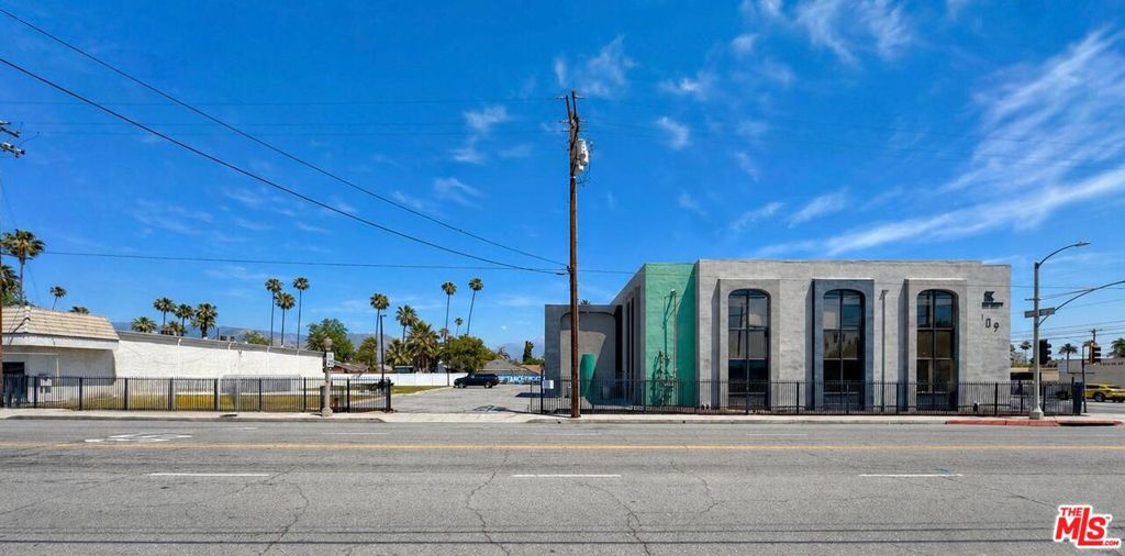 Commercial Sale in San Bernardino 5