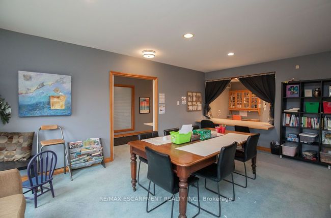 144 Wilson St E, Home with 0 bedrooms, 4 bathrooms and 24 parking in Ancaster ON | Image 44