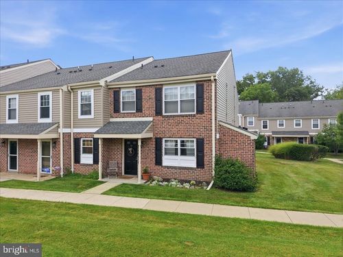 204-u-29-29 Barclay Ct, BLUE BELL, PA, 19422-2540 | Card Image
