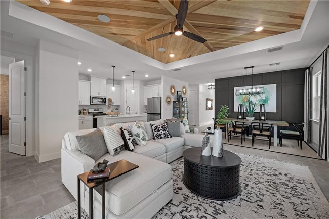44234 Creekside Run Ln, House other with 3 bedrooms, 2 bathrooms and null parking in PUNTA GORDA FL | Image 9