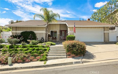 33851 Calle De Bonanza, San Juan Capistrano, CA, 92675-5022 | Card Image