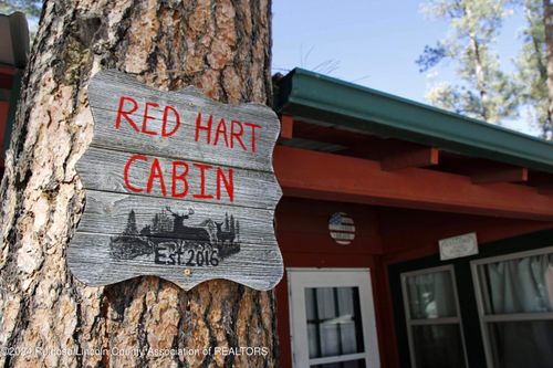 109 Hart Ave, Ruidoso, NM, 88345-7527 | Card Image