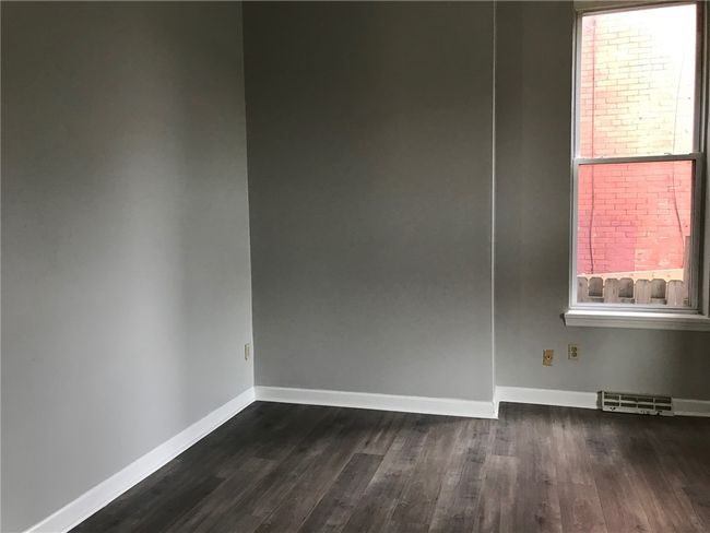 102 - 1209 W North Ave, Condo with 2 bedrooms, 1 bathrooms and null parking in Manchester PA | Image 4