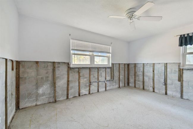 568 Johns Pass Ave, House other with 4 bedrooms, 3 bathrooms and null parking in MADEIRA BEACH FL | Image 62