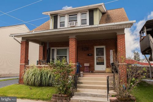 152 N Hanover St, ELIZABETHTOWN, PA, 17022-1904 | Card Image