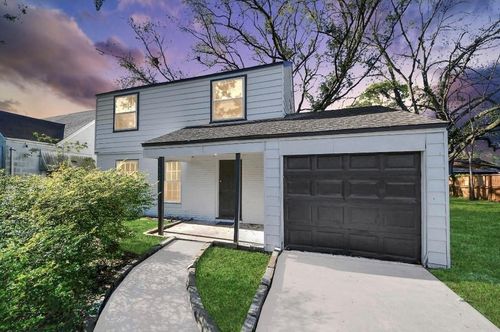 8319 Glenview Dr, Houston, TX, 77017-3718 | Card Image