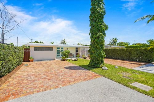 6525 Sw 32nd St, Miami, FL, 33155-3949 | Card Image