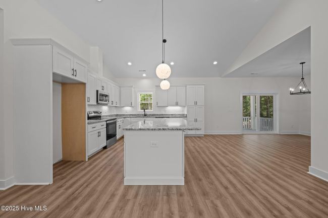 904 Nautillus Ct, House other with 3 bedrooms, 2 bathrooms and 2 parking in New Bern NC | Image 11