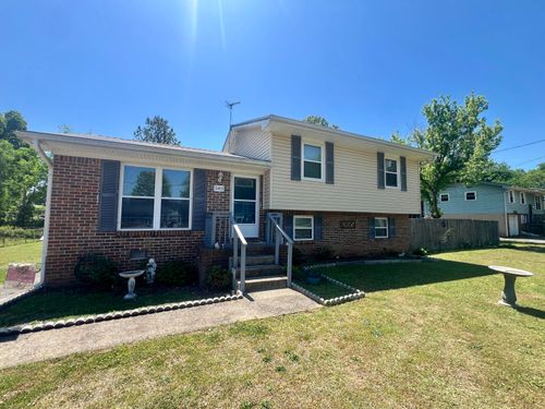 583 Pinewood Cir, Fort Oglethorpe, GA, 30742-3044 | Card Image