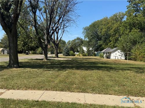 405 Keyser Ave, Deshler, OH, 43516-1115 | Card Image