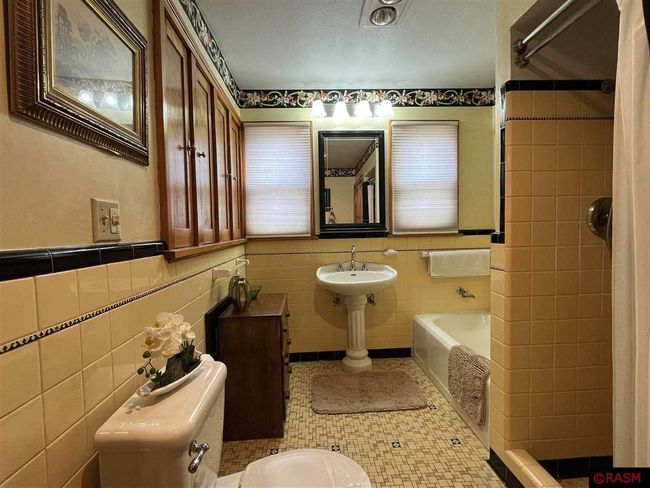 902 2 Nd Ave S, House other with 5 bedrooms, 2 bathrooms and null parking in Saint James MN | Image 41
