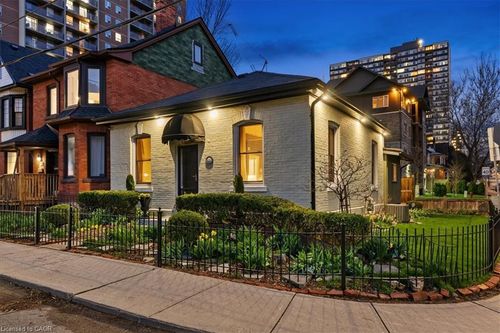 139 Queen St S, Hamilton, ON, L8P3S3 | Card Image