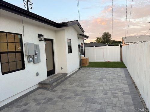 25109 1/2 Fourl Road, Newhall, CA, 91321 | Card Image