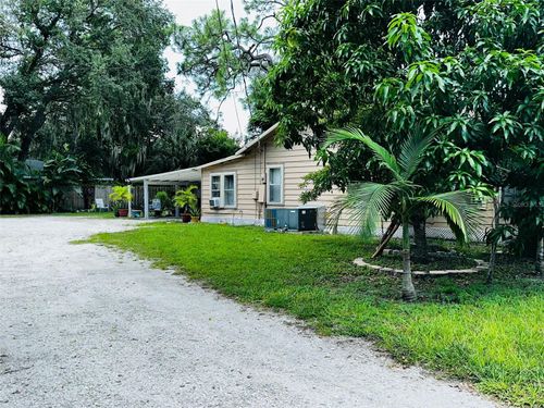 1820 7th Ave E, Bradenton, FL, 34208-2319 | Card Image