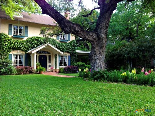 719 W San Antonio St, San Marcos, TX, 78666-4321 | Card Image