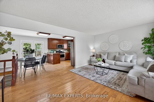 3114 Poplar Rd, Innisfil, ON, L9S2J9 | Card Image