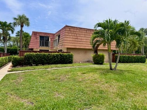 217 Live Oak Ln, Boynton Beach, FL, 33436-7105 | Card Image