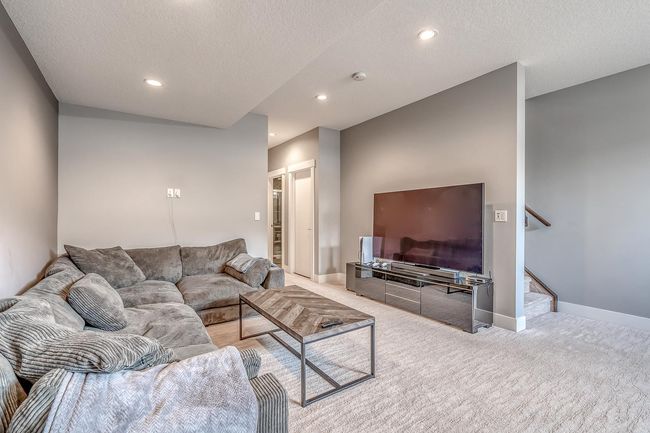 4004 1 St Nw, Home with 4 bedrooms, 3 bathrooms and 2 parking in Calgary AB | Image 36