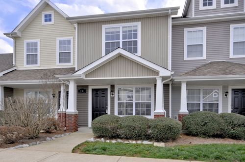70 John Sevier Ave, Clarksville, TN, 37040-5146 | Card Image