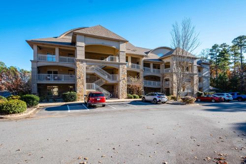 100 Vallon Ln, Little Rock, AR, 72223-5243 | Card Image