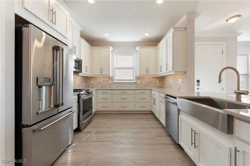 15692 Gavello St, Naples, FL, 34114-3234 | Card Image