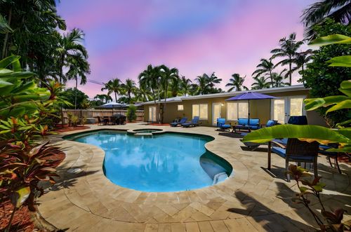 380 Nw 35th Ct, Oakland Park, FL, 33309-5110 | Card Image